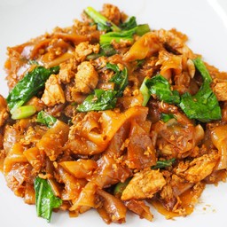 Forget me not restaurant สาขา ข้างๆร.ร.ยุวชิต