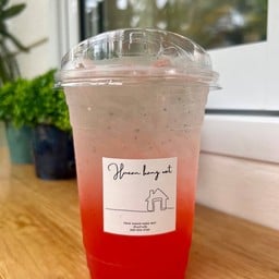 สตรอว์เบอร์รี่โซดา Strawberry Soda
