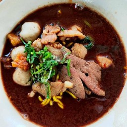 ก๋วยเตี๋ยวเรือน้ำตก