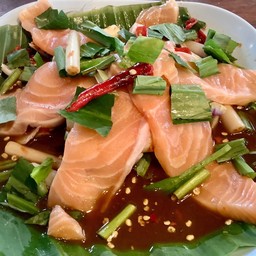 ยำแซลม่อน