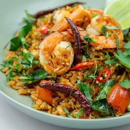 ข้าวผัดต้มยำกุ้ง