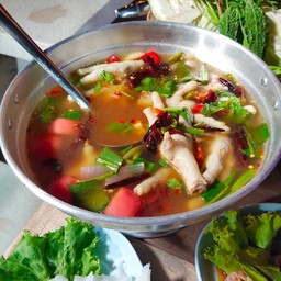 ต้มยำซุปเปอร์ขาไก่