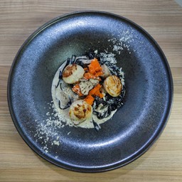 (Luxury Premium) Hokkaido Scallops Double Truffle Cream Sauce on topped with Ebiko
