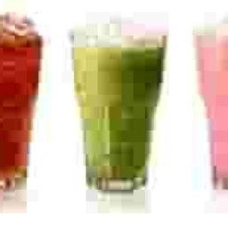 ร้าน สมหวังกาแฟโบราณ หน้าโรงแรมทิวลิป บางรักน้อย