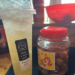 น้ำบ๊วย