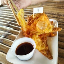 เกี๊ยวกรอบหมูเด้ง