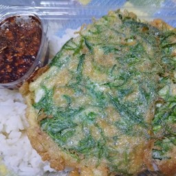 ข้าวไข่ชะอม