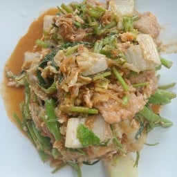 เจ้เพ็ญ อาหารตามสั่ง