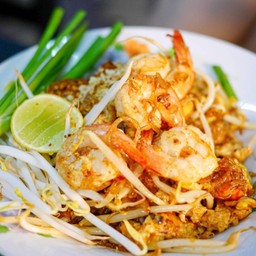 ผัดไทย ซอสมันกุ้ง โบราณ