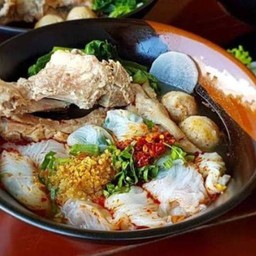 ปากหม้อคุณนาย ก๋วยเตี๋ยวปากหม้อโบราณ คลอง3