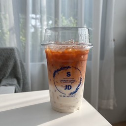 ชานมเย็น
