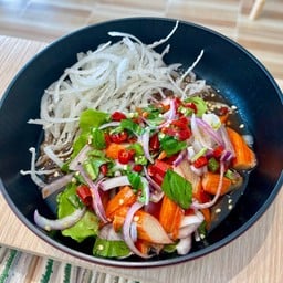 ยำปูอัดน้ำปลาร้านัว