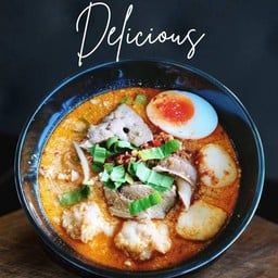 ก๋วยเตี๋ยวต้มยำไข่น้ำข้น ใบเพรา  เจ๊ติ๋ม ตรงข้าม diy