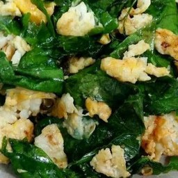 ใบเหลียงผัดไข่