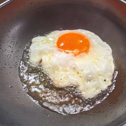 ข้าวกะเพราบ้านรุ