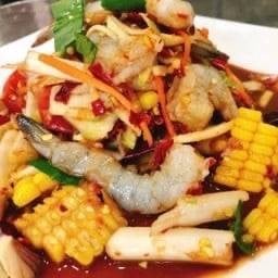 ตำข้าวโพดไหลบัวกุ้งปลาร้า