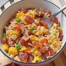 ข้าวผัดกุนเชียง