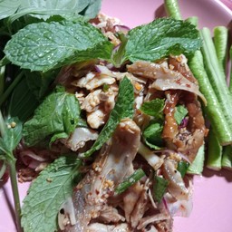 ลาบไก่ย่าง
