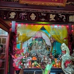 Quan Cong Temple