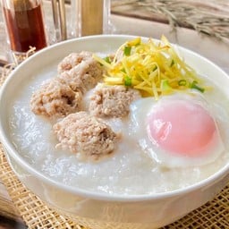 โจ๊กหมูตาดำ ซอยโดนไข1