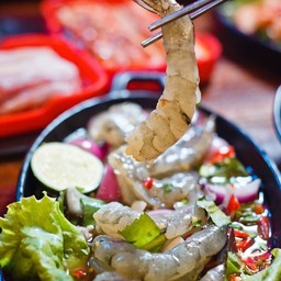 ยำกุ้งสด