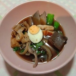 ก๋วยจั๊บเส้นเซี่ยงไฮ้น้ำข้น