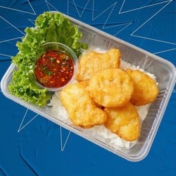 ข้าว+นักเก็ตส์ไก่ทอดน้ำจิ้มแจ่ว