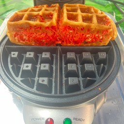 JJ&โดนัทวาฟเฟิลไส้แตก JJ&Donut