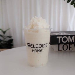 Coconut milk | น้ำมะพร้าวนมสดปั่น