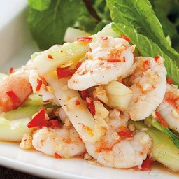 ยำกุ้งสด