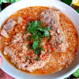 ก๋วยเตี๋ยวหมูนุ่ม หมูเด้ง