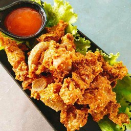 ไส้หวานทอดกระเทียม