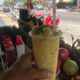 ป้าลมน้ำผลไม้ปั่น ไม่มีสาขา