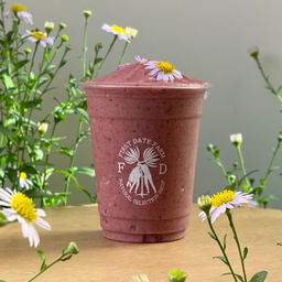 CREAMY MIXED BERRIES SMOOTHIE