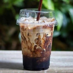 โอเลี้ยงยกล้อ (เย็น)