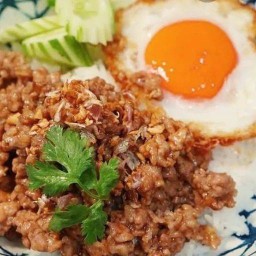 หมูสับกระเทียม