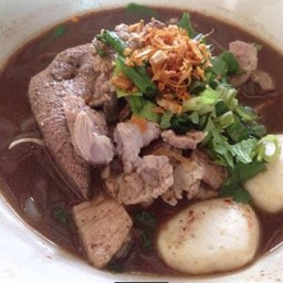 ก๋วนเตี๋ยวตุ๋นยาจีน-เจ๊นกสำโรง