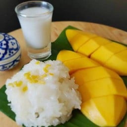 คุณพิมพ์ ยำผลไม้ไฮโซ เจ้าดังพัทยา