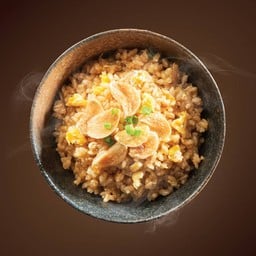 ข้าวผัดกระเทียมใส่ไข่