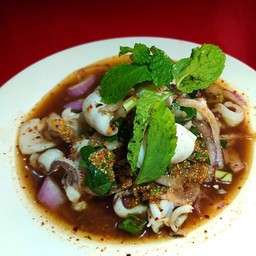 ลาบปลาหมึก