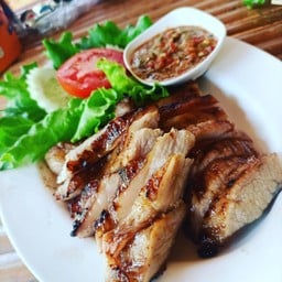 คอหมูย่าง