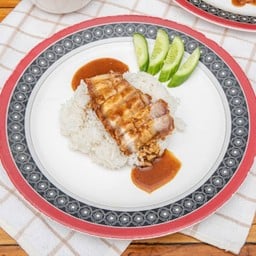 ข้าวหมูกรอบ