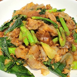 ผัดซีอิ๊ว