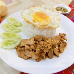 หมูทอดกระเทียม
