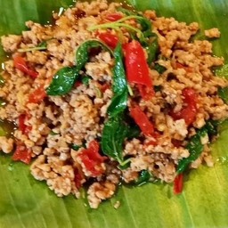 กะเพราไก่สับ
