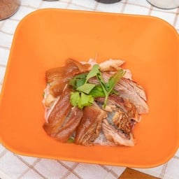 เส้นเล็กขาหมู - แห้ง