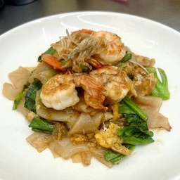 ผัดซีอิ้วเส้นใหญ่กุ้ง