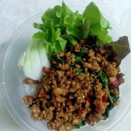 ข้าวกะเพราหมูสับ