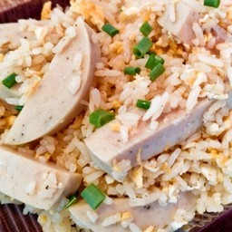 ข้าวผัดไก่ยอ