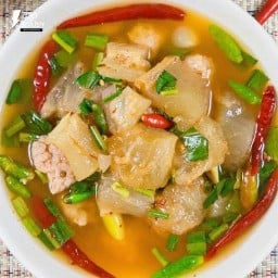 ต้มแซ่บเอ็นแก้วเนื้อ